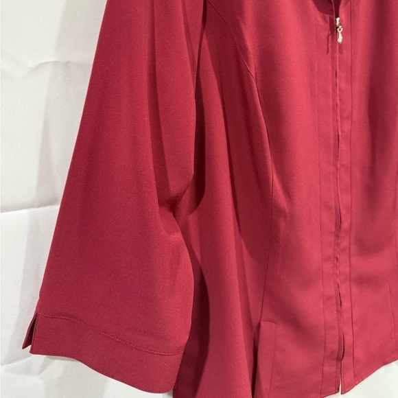 Kathy Che Women's Blouse Red Burgundy Embroidered Embellished Zip Blouse Size 14 - Picture 9 of 10